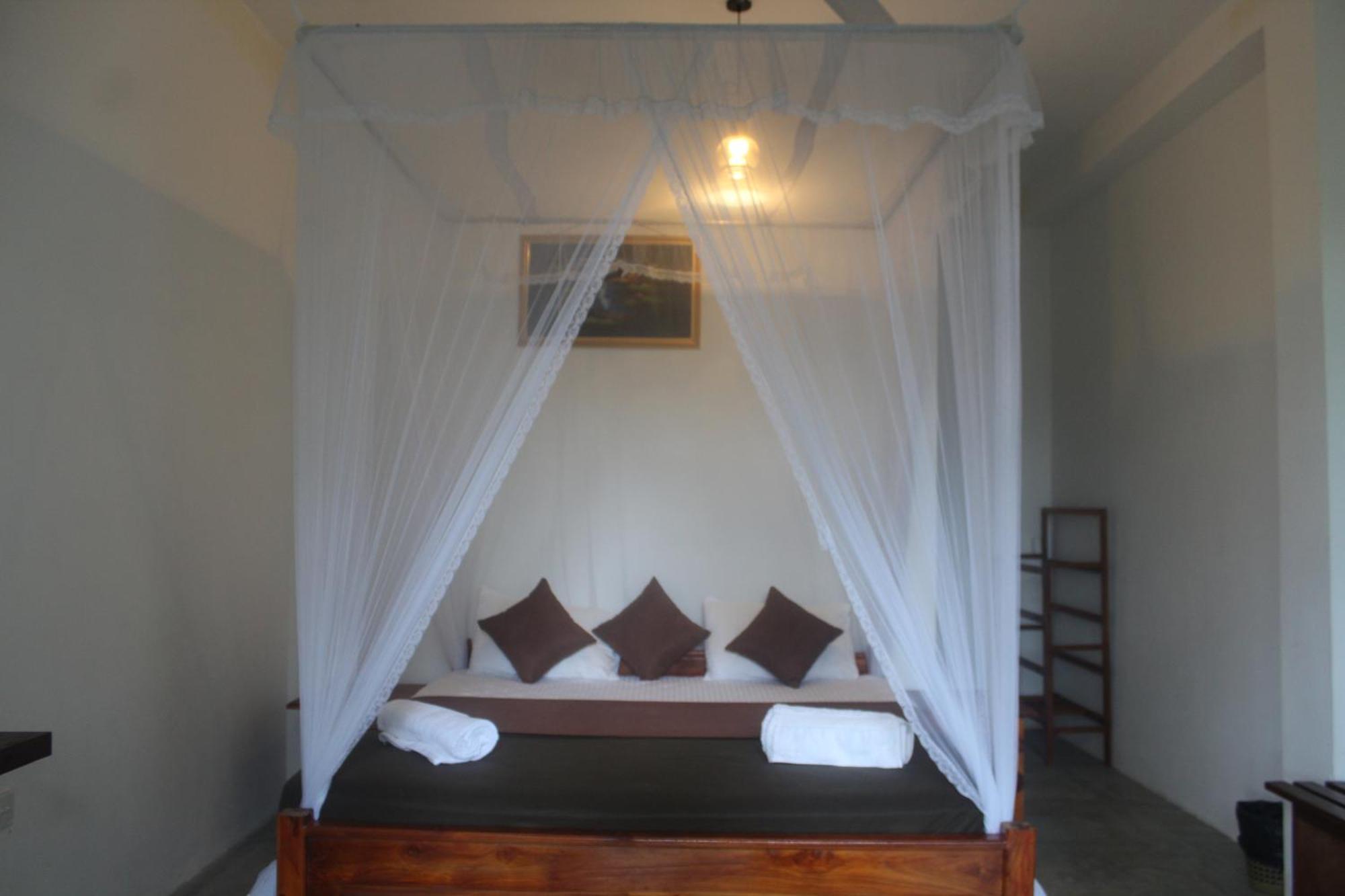 Lazy Bear Lodge Элла Номер фото